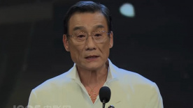 午夜成人在线视频